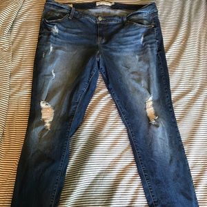 Torrid Distressed Boyfriend Jeans Size 18